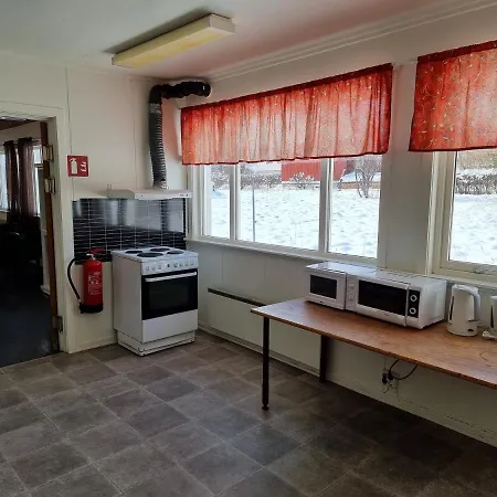 אכסניה Stetinden National Mountain