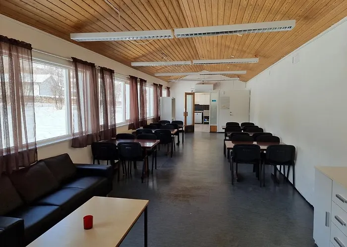 Stetinden National Mountain Hostel