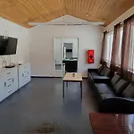 Stetinden National Mountain Hostel Kjøpsvik